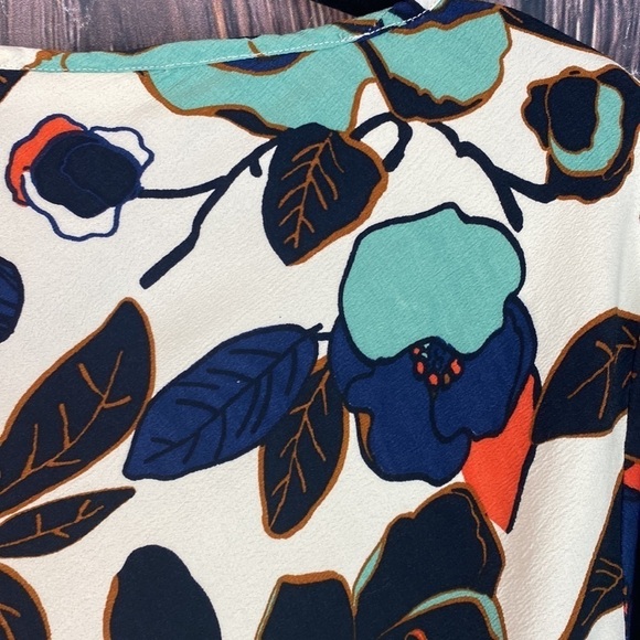 Masai Floral Print Tunic - Size Medium - Picture 9 of 13